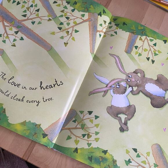 The Love In My Heart Oversized Hardback Lap Book - Picture 4 of 7